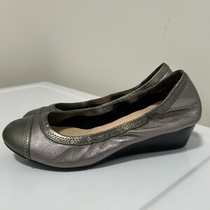 Cole Haan Silver Wedge Pumps Size 7